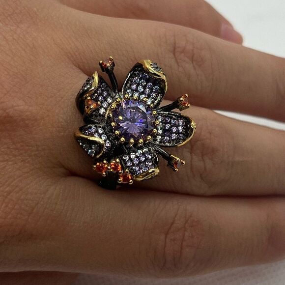 925 Sterling Silver Floral Blossom With Amethyst inspired crystal accent - Picture 12 of 16